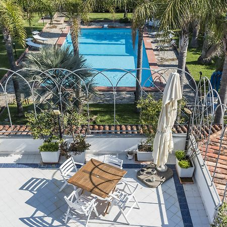 Villa Gio B&B De Charme Монтекориче Екстериор снимка