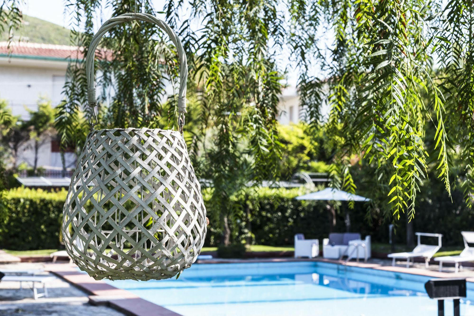 Villa Gio B&B De Charme Монтекориче Екстериор снимка